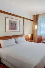 Hotel NH Roma Villa Carpegna photo 2