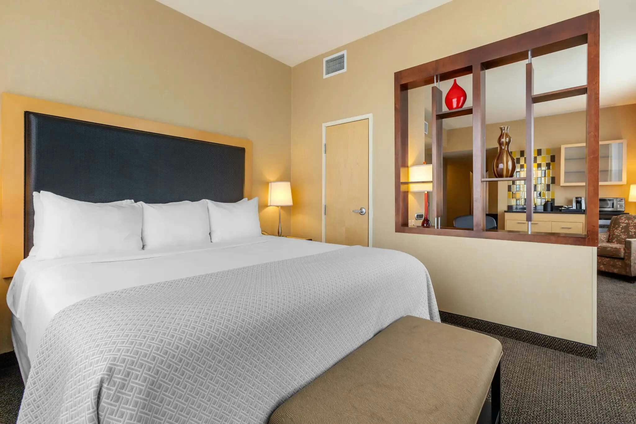 Hotel Cambria Hotel Denver International Airport photo 4