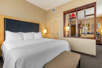 Hotel Cambria Hotel Denver International Airport photo 4