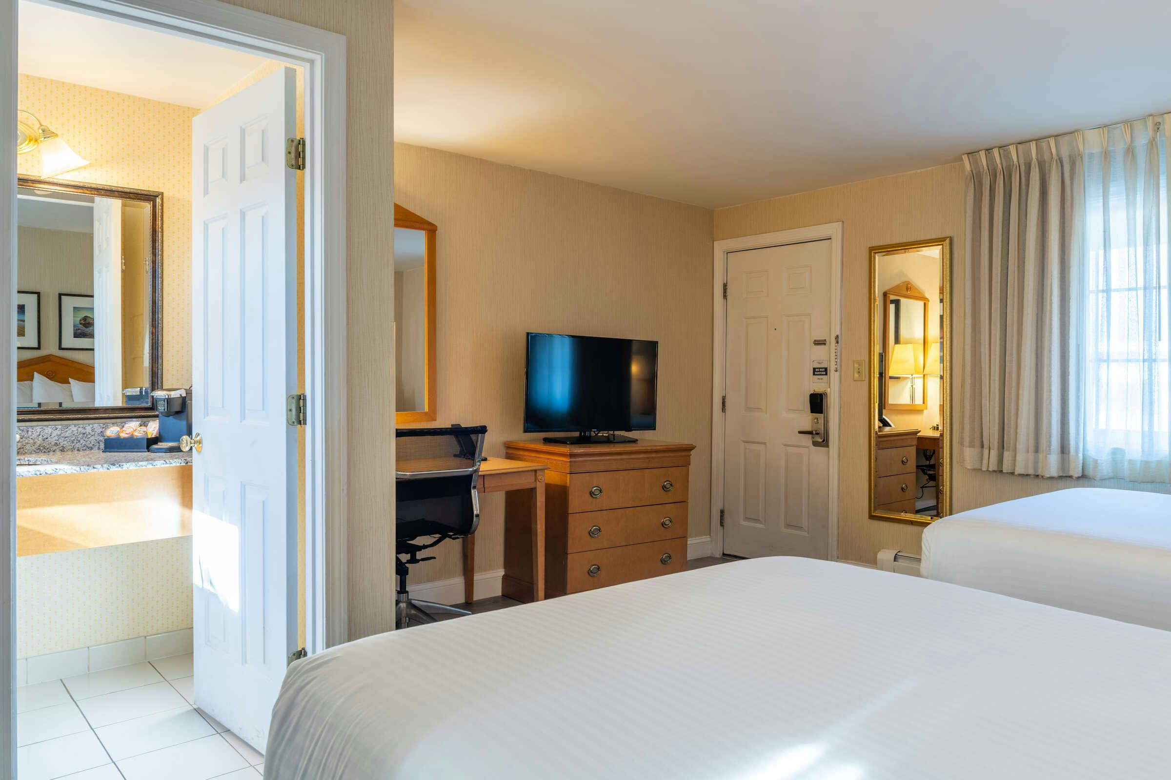Hotel Port Inn and Suites Portsmouth, Ascend Hotel Collection photo 3