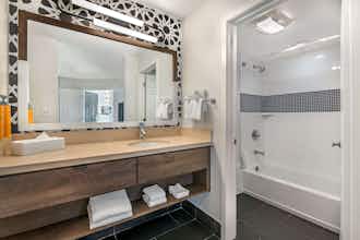 Hotel Sonesta ES Suites Orlando - Lake Buena Vista photo 2