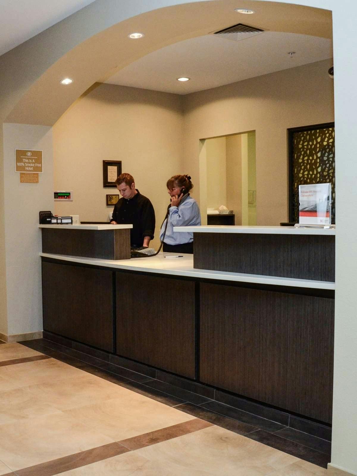 Hotel Candlewood Suites Greeley photo 5