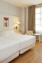 Hotel NH Valencia Las Artes photo 3