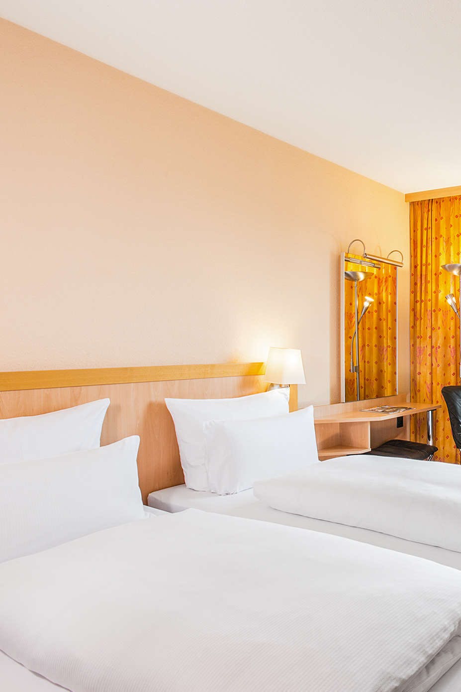 Hotel ibis Styles Berlin Treptow photo 3