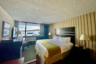 Hotel Ramada Whitecourt photo 4