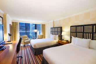Hotel Pinnacle Hotel Vancouver Harbourfront photo 3