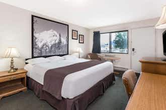 Hotel Super 8 Kelowna BC photo 3