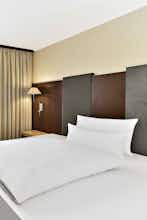 Hotel NH Stuttgart Airport photo 2