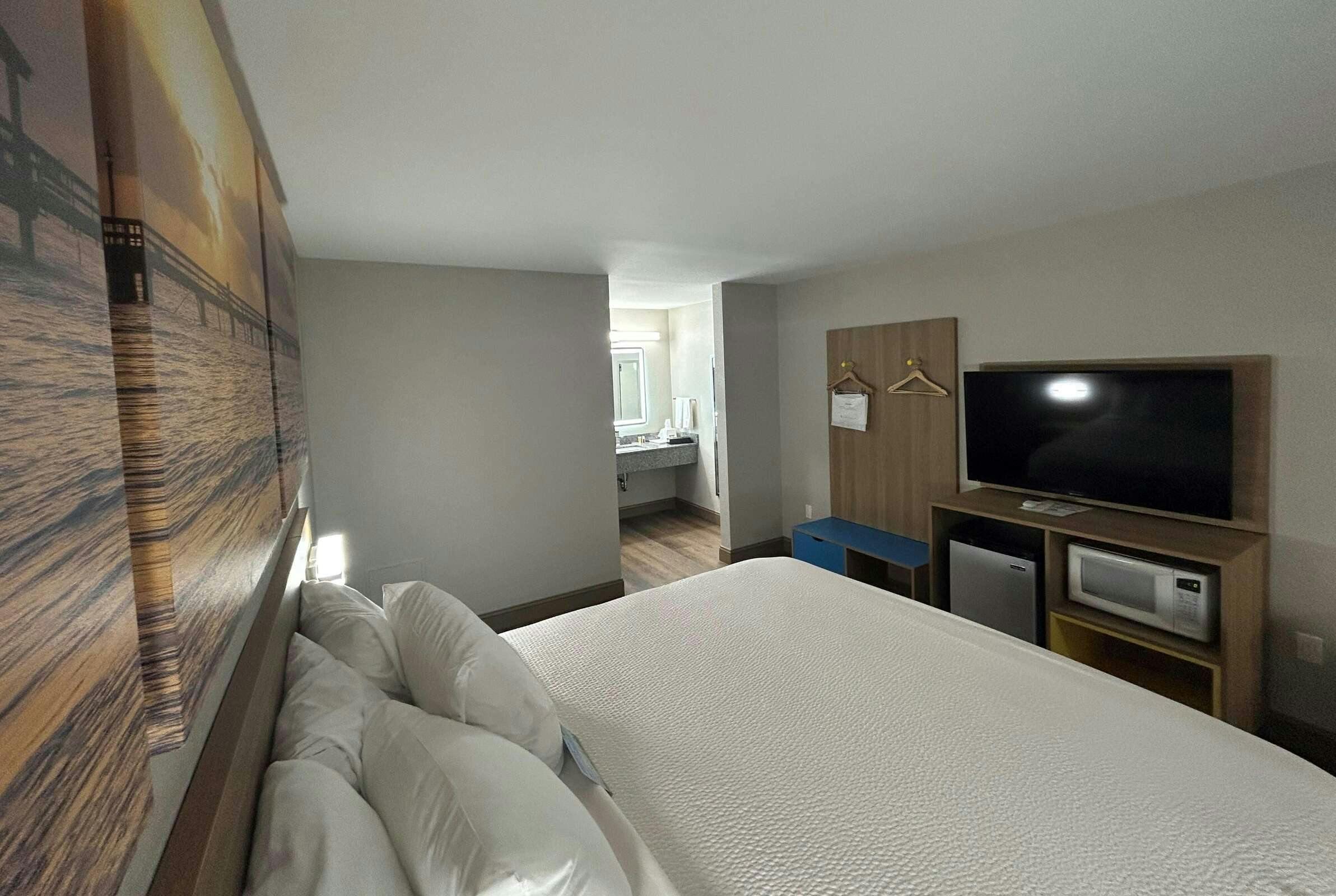 Hotel Days Inn by Wyndham Royston photo 3