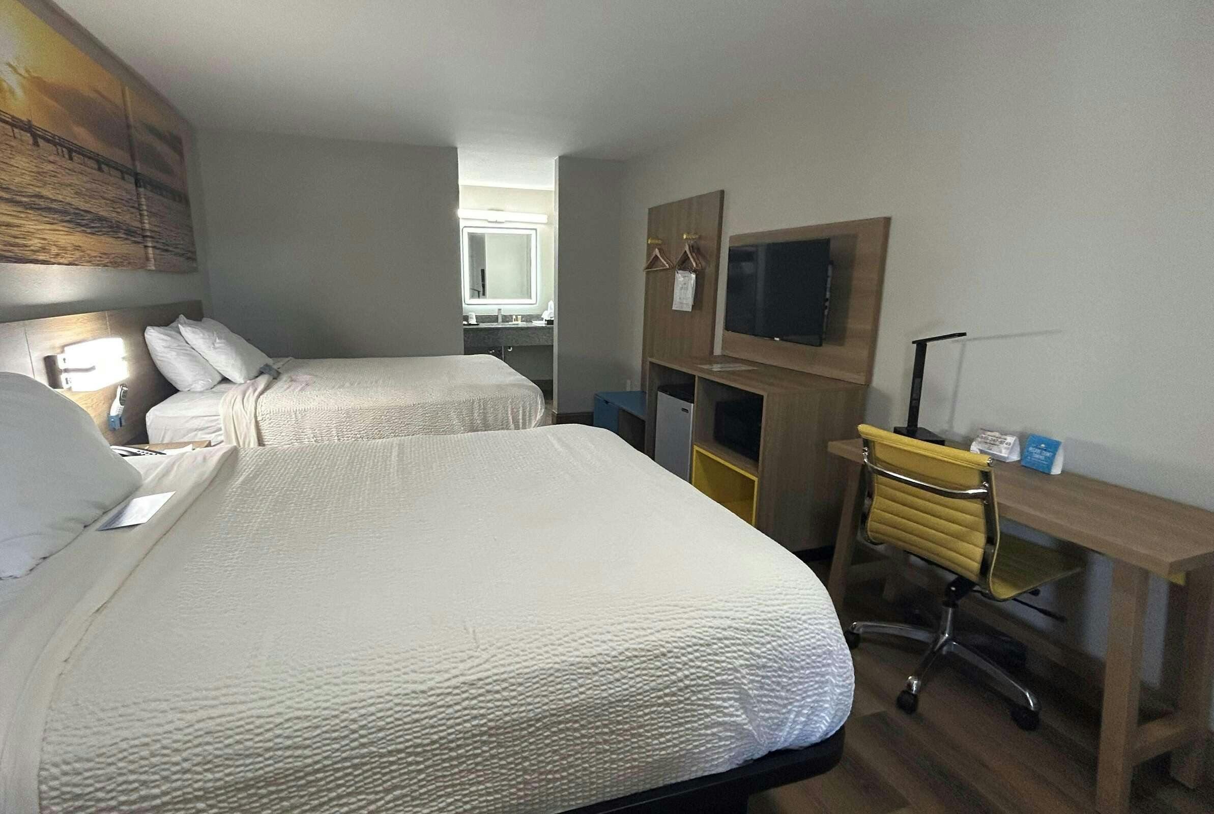 Hotel Days Inn by Wyndham Royston photo 5