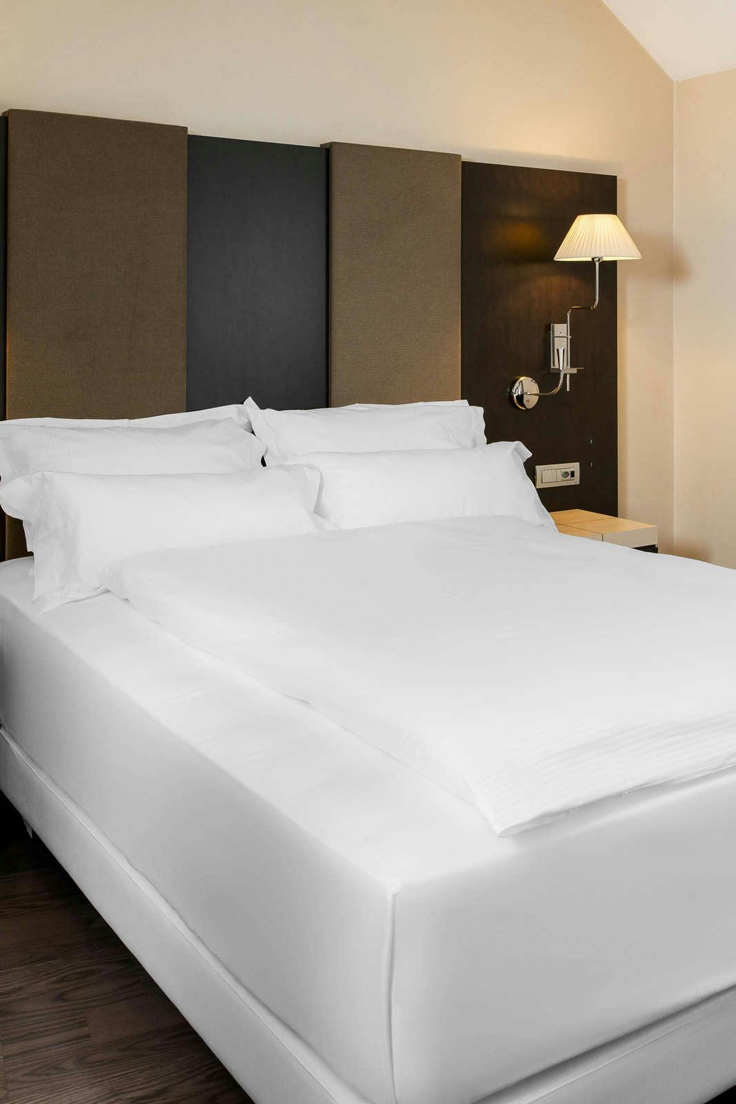 Hotel NH Geneva Airport photo 1