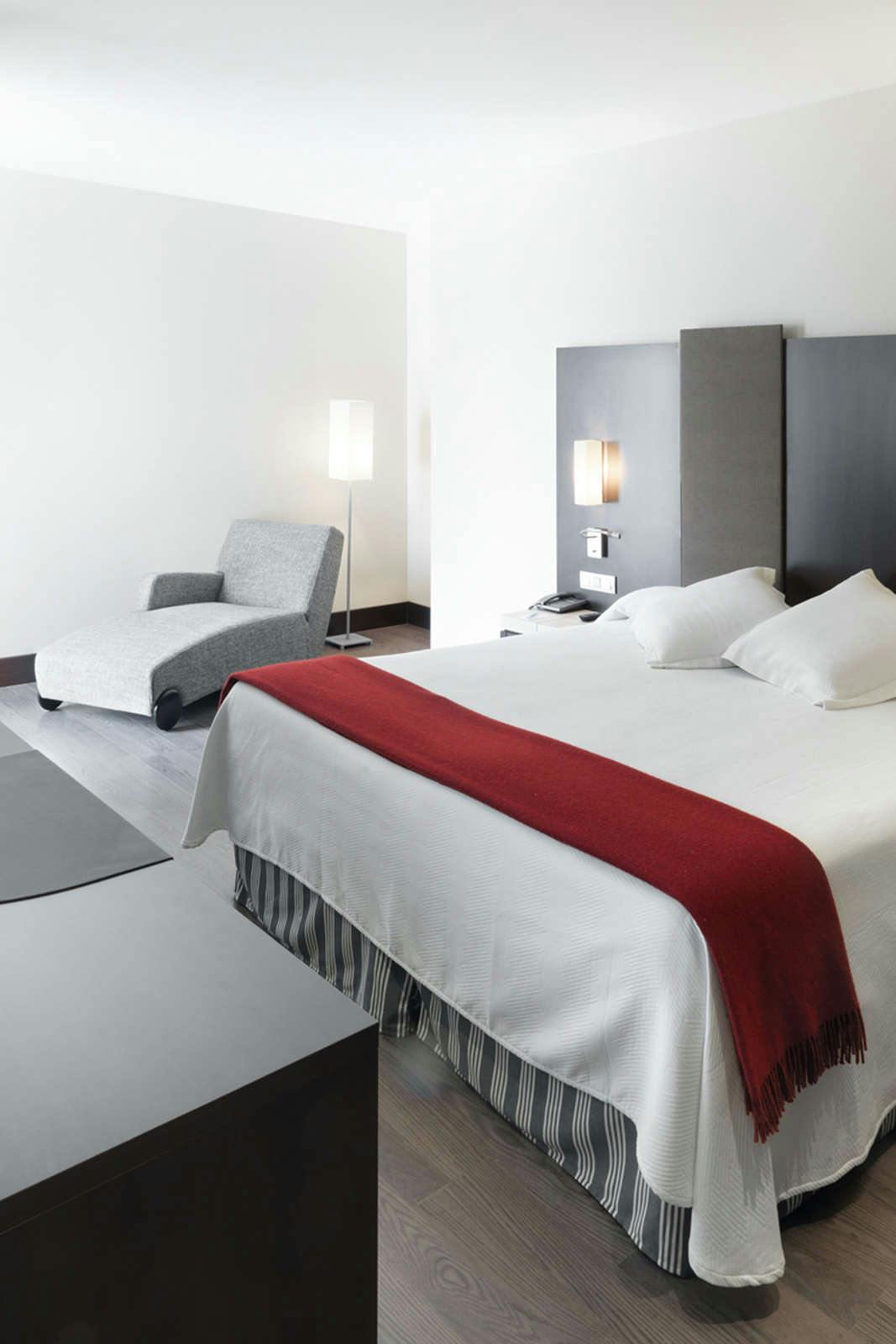 Hotel NH Campo de Gibraltar photo 3