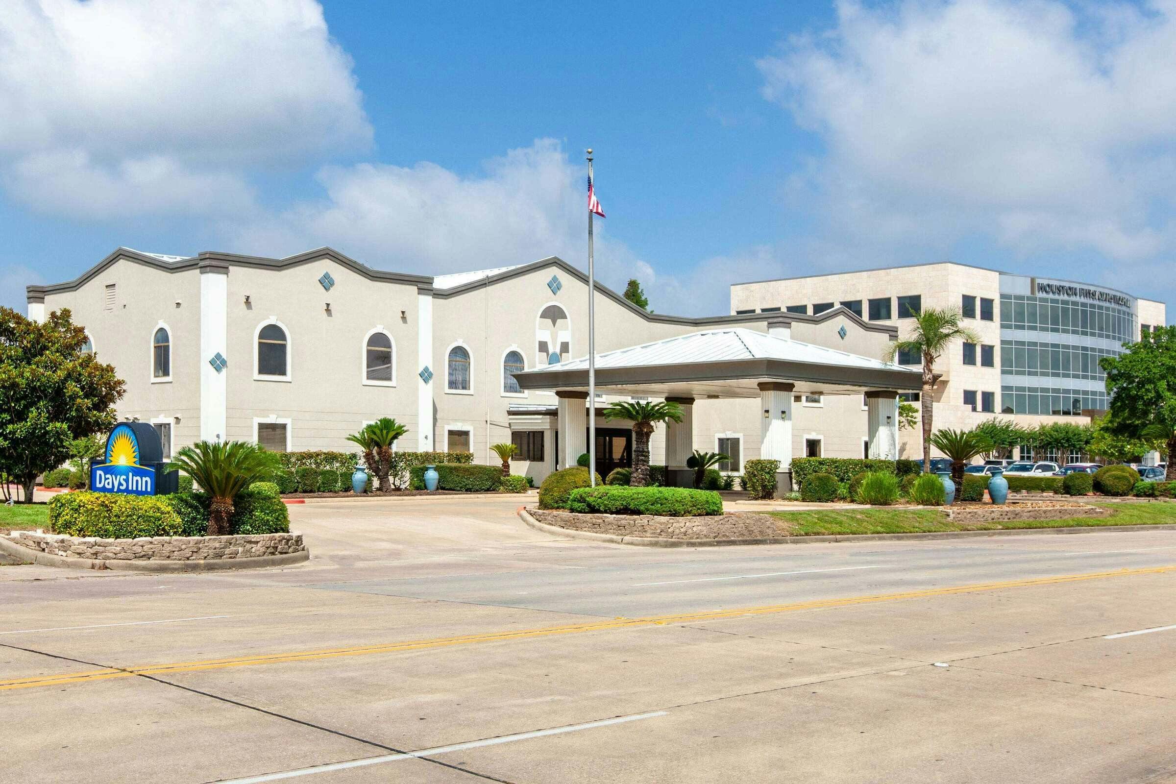 Hotel DI NASA Space Center Houston photo 1