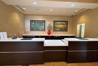 Hotel Hawthorn Palm Beach Airport photo 1