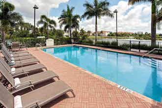 Hotel Hawthorn Palm Beach Airport photo 2