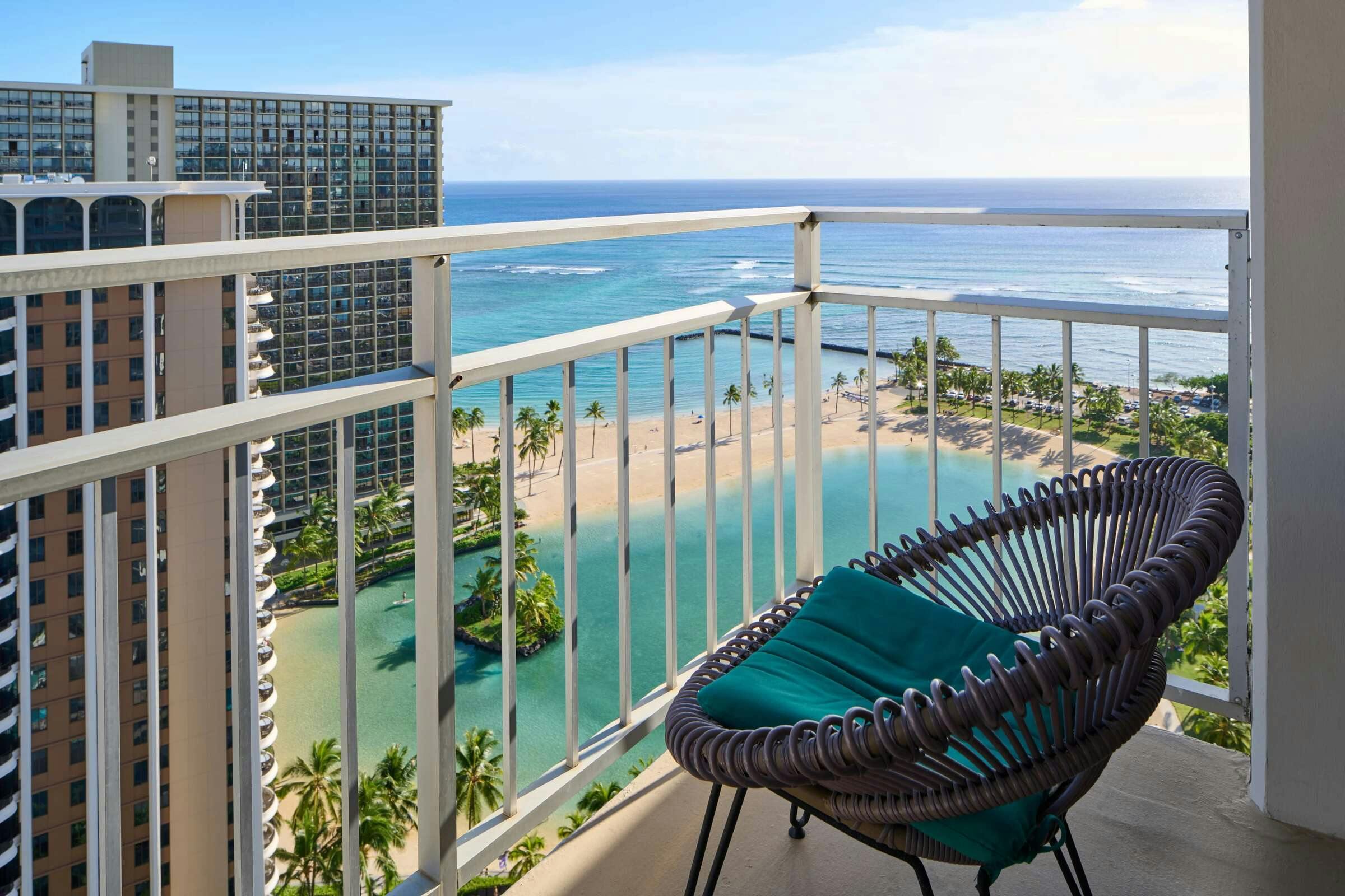 Hotel Ilikai Hotel & Luxury Suites photo 2