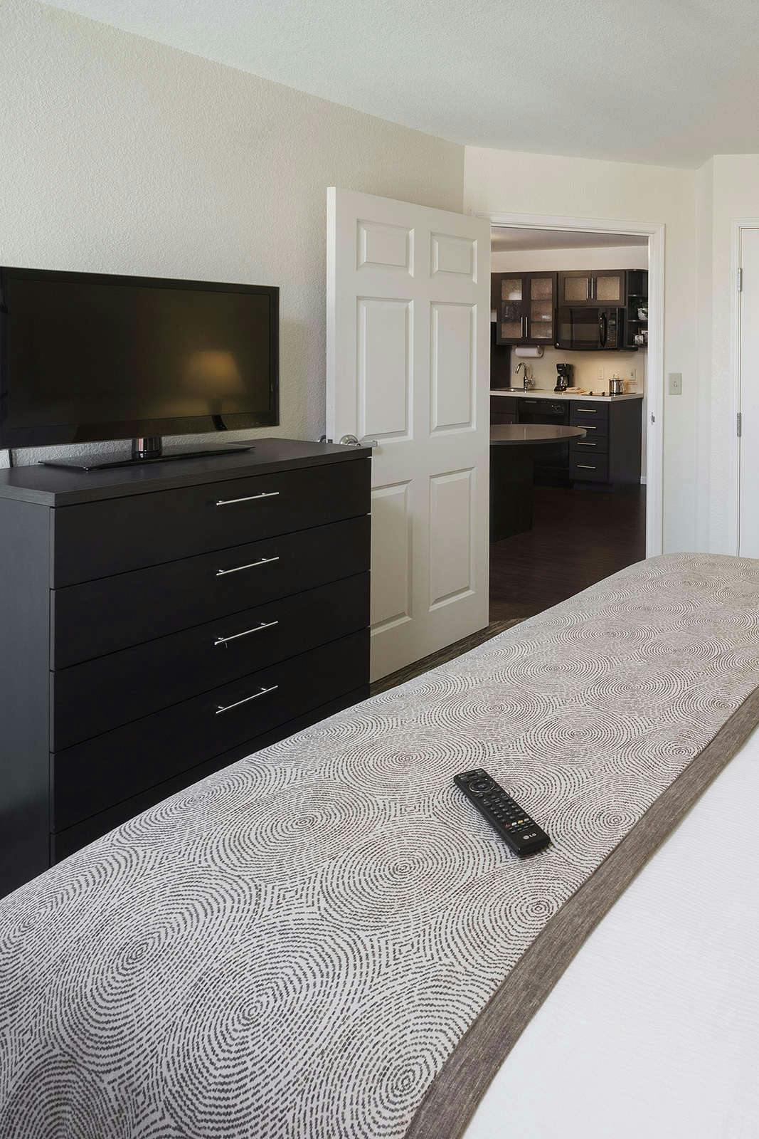 Hotel Candlewood Suites Memphis East photo 2