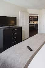 Hotel Candlewood Suites Memphis East photo 2