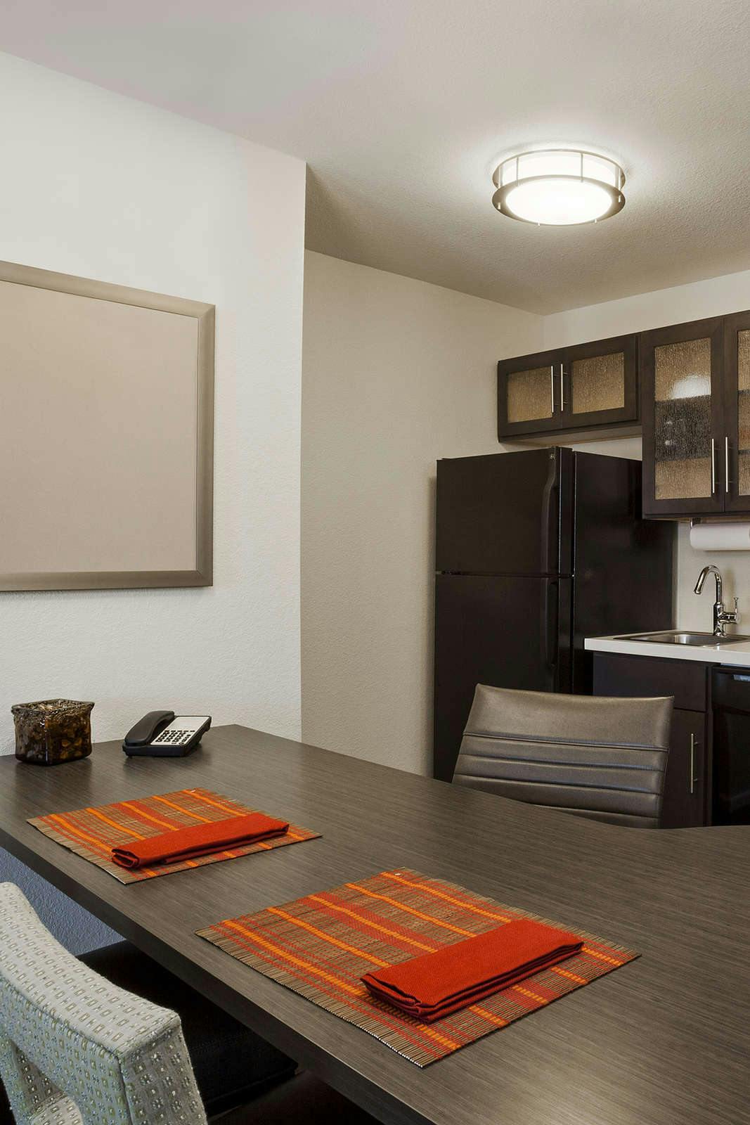 Hotel Candlewood Suites Memphis East photo 3