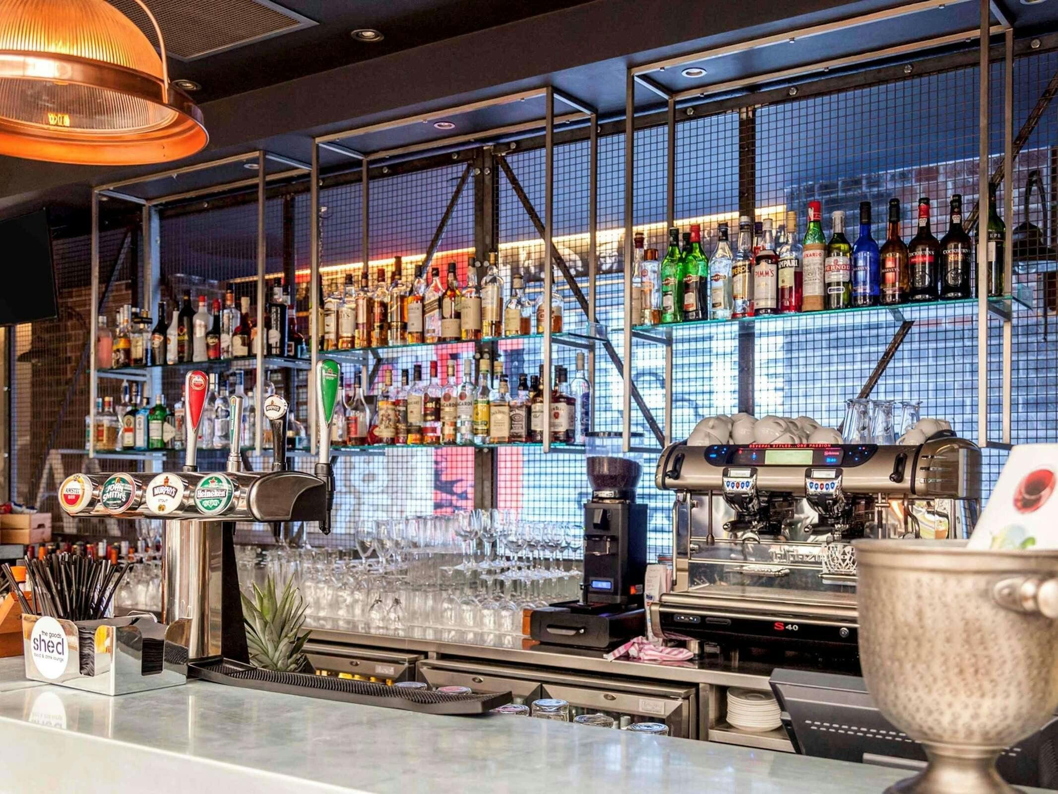 Hotel Novotel Cardiff Centre photo 4