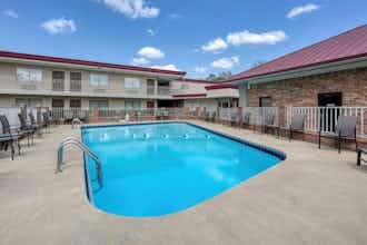 Hotel Best Western Winners Circle photo 1