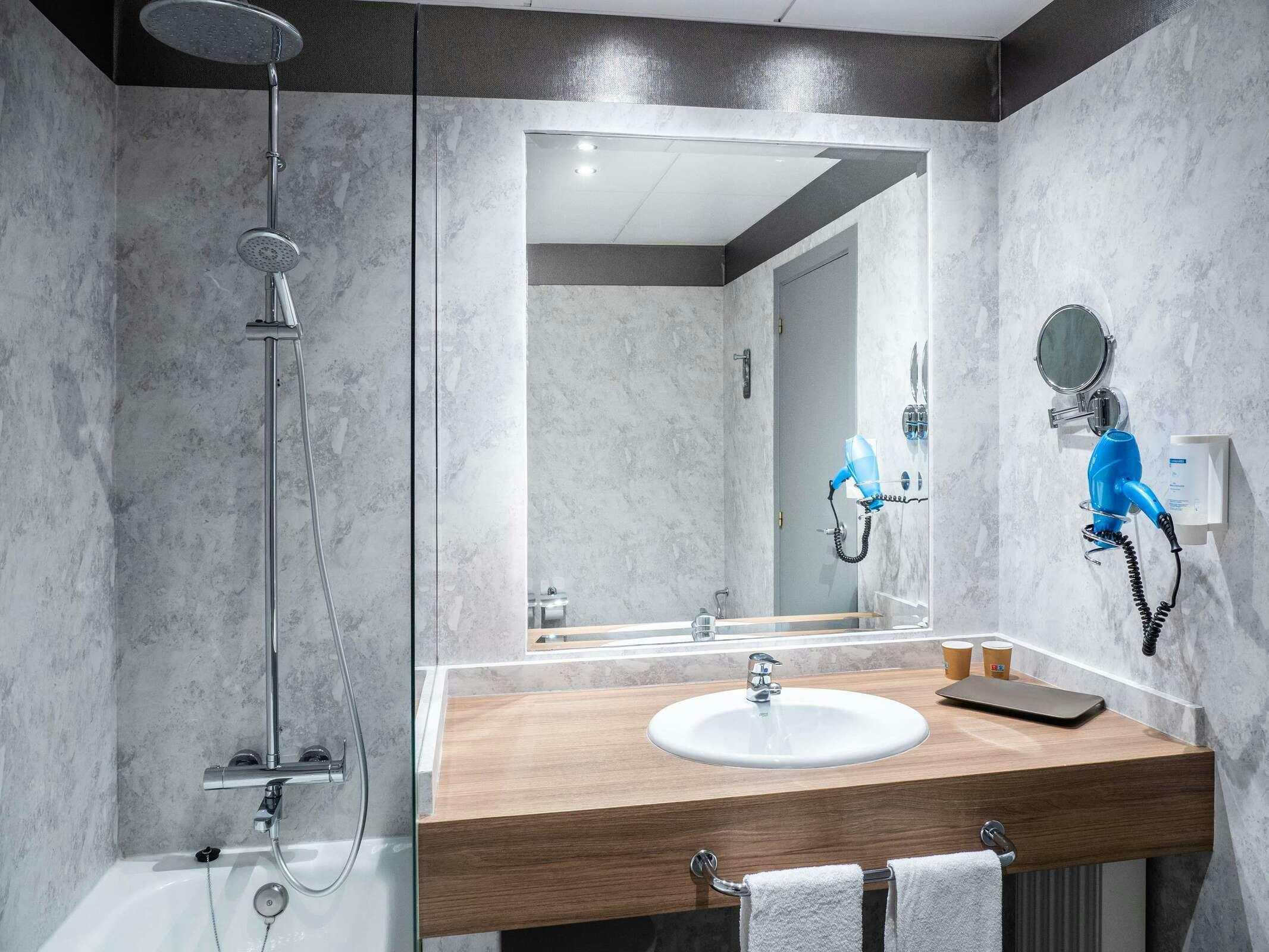 Hotel Ibis Styles A Coruna photo 4