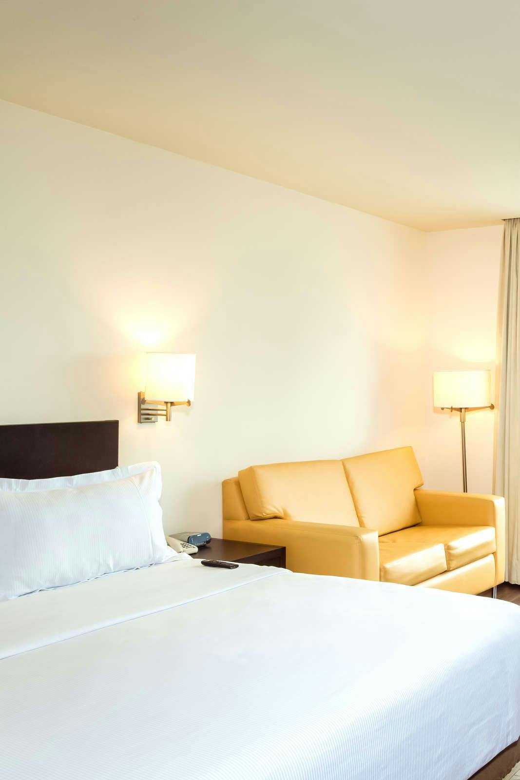 Hotel Fiesta Inn Monterrey Tecnológico photo 2