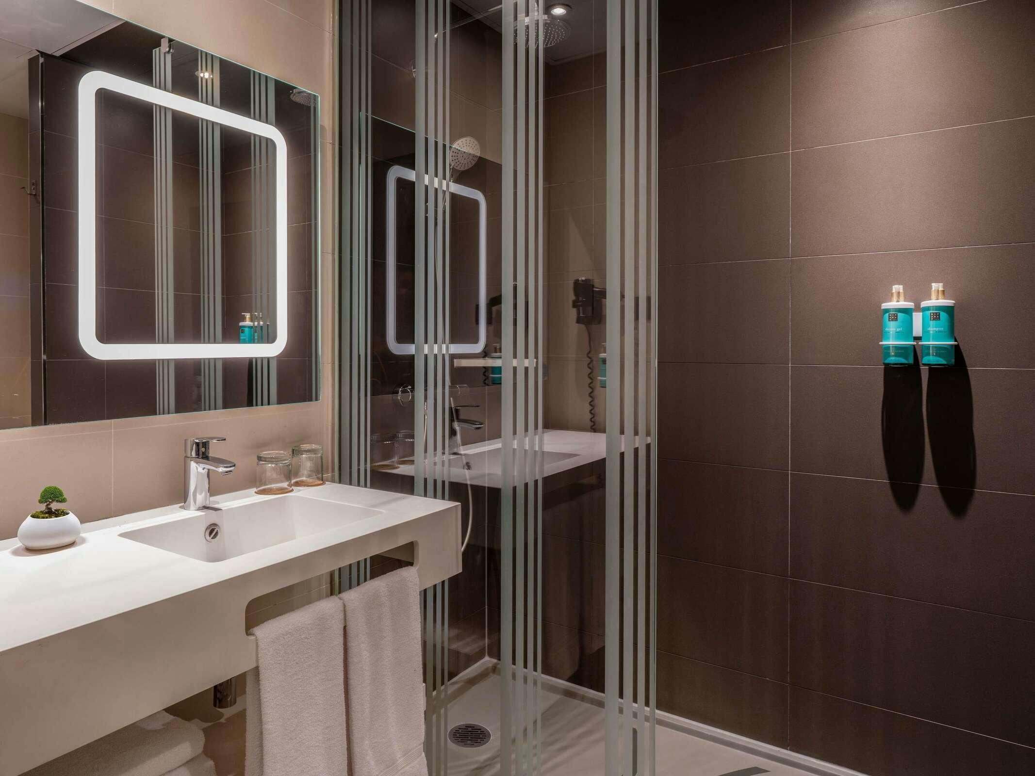 Hotel Novotel Madrid Center photo 5