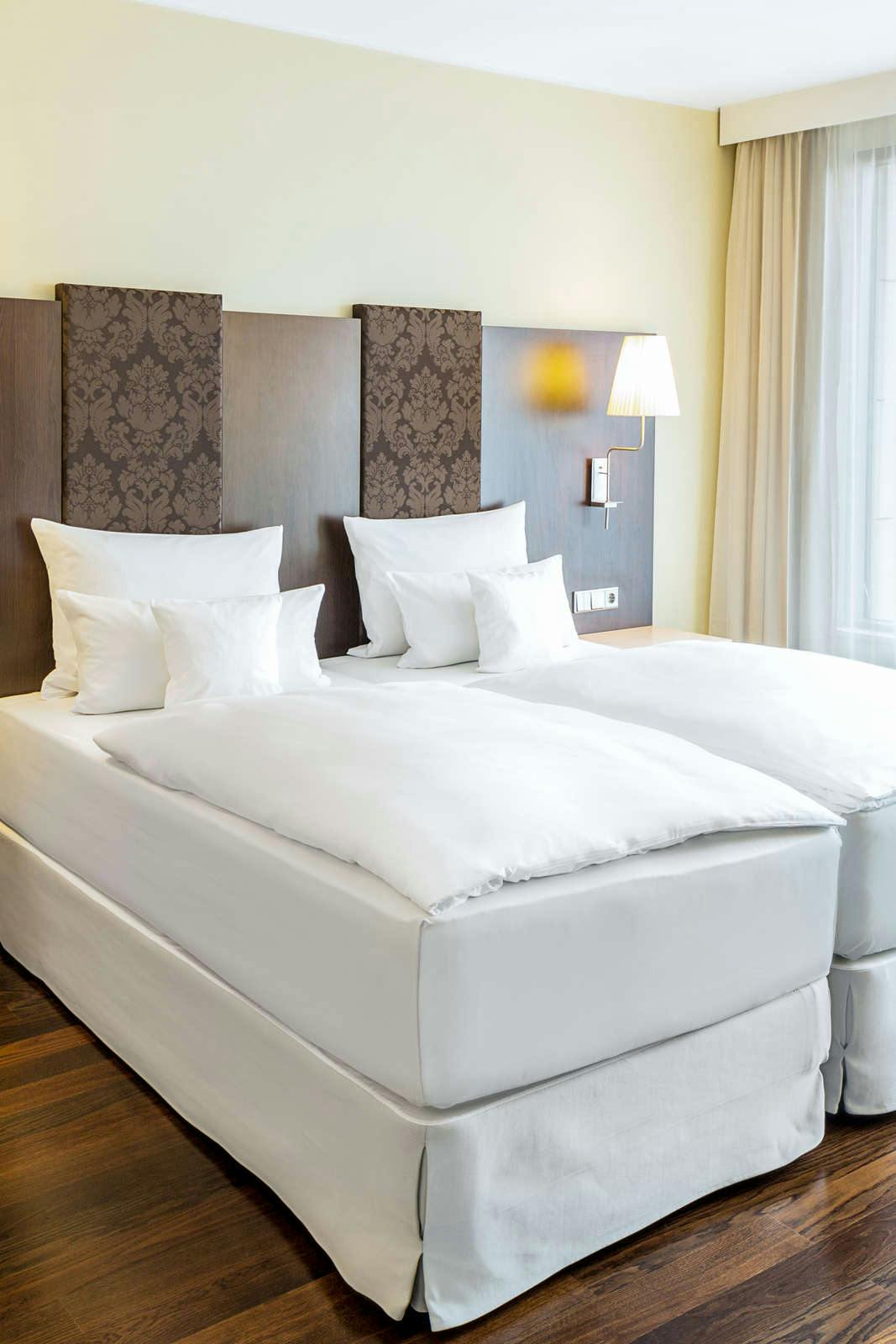 Hotel NH Collection Dresden Altmarkt photo 1