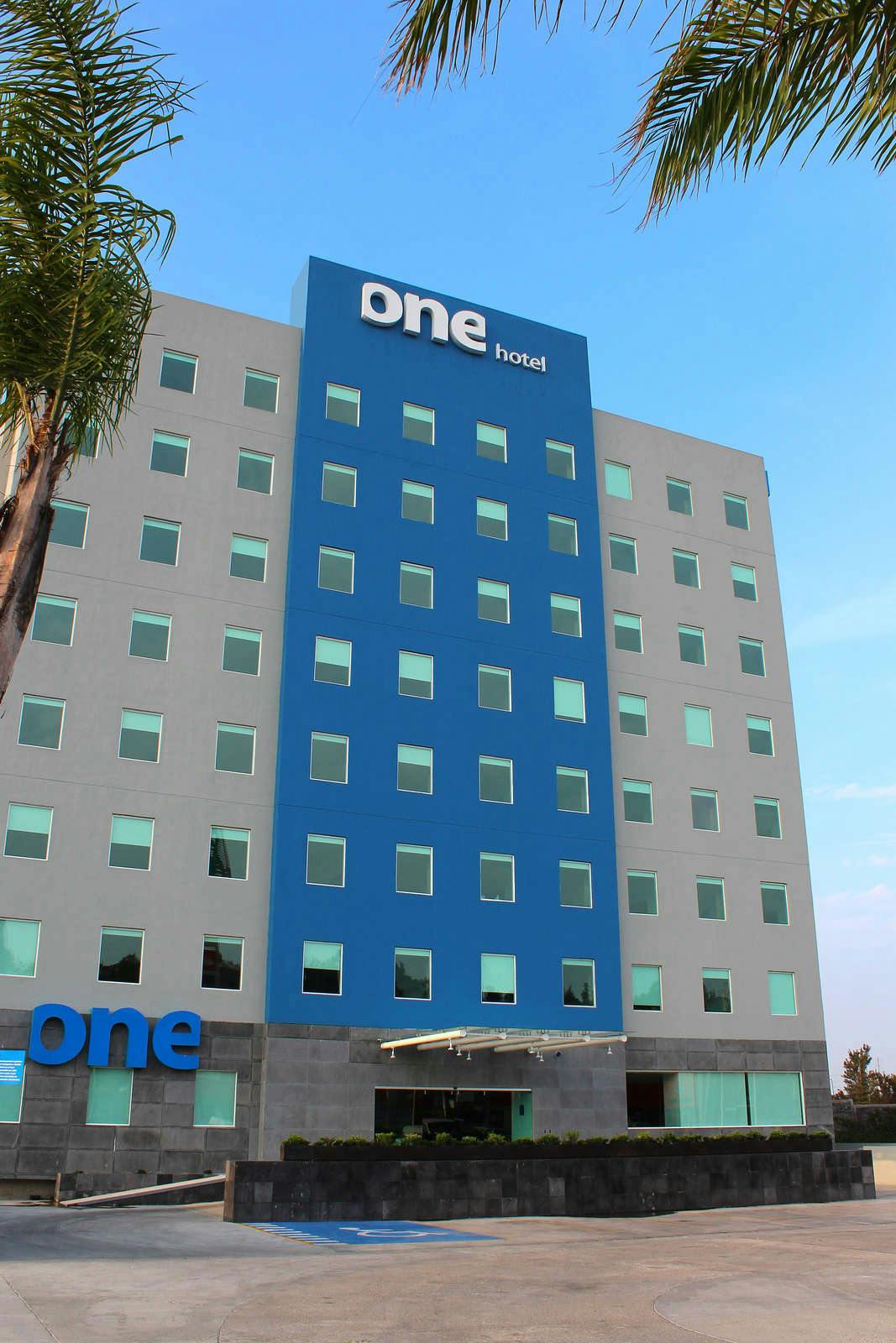 Hotel One Guadalajara Tapatio photo 1