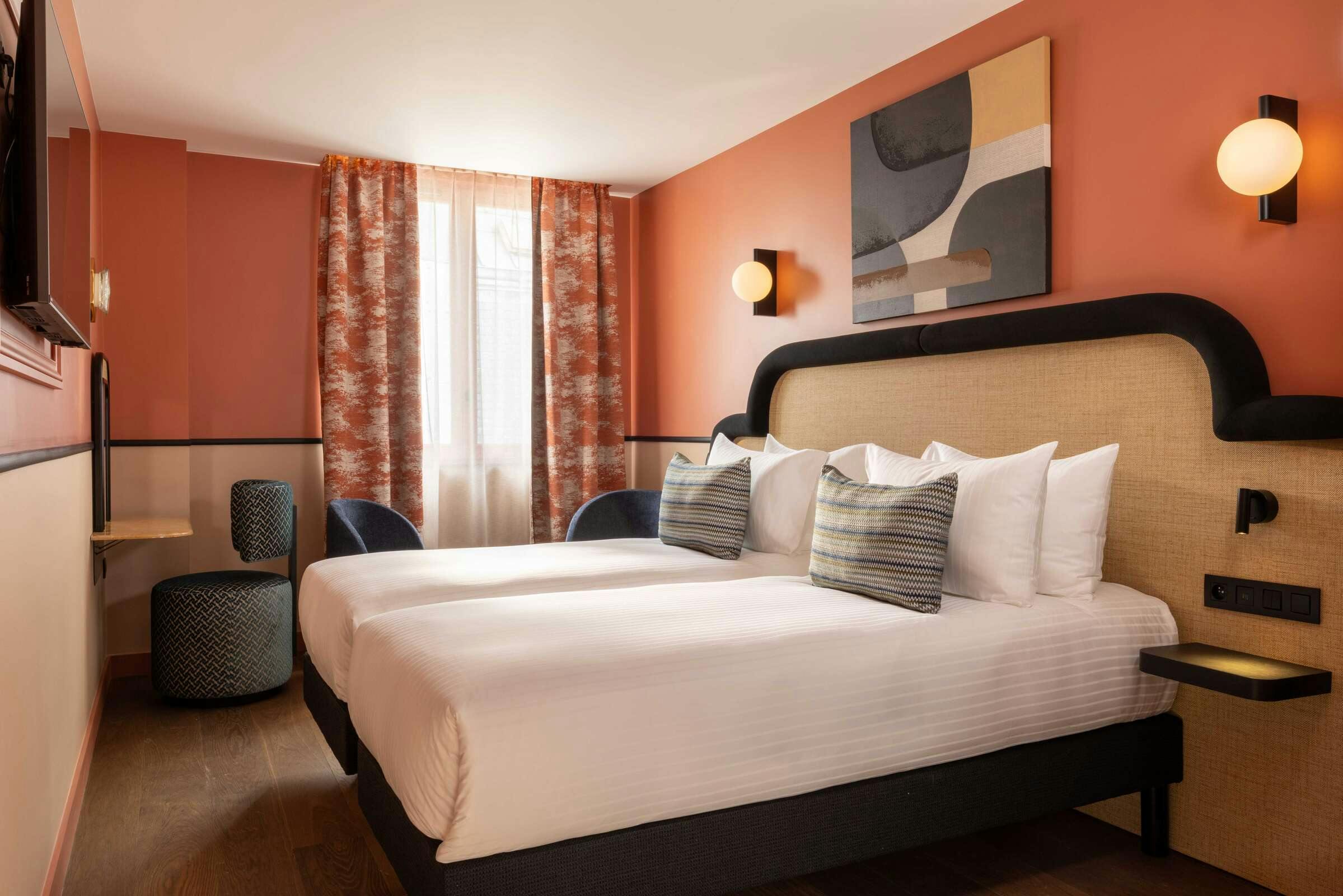 Hotel HOTEL LE 6 TIQUETONNE photo 3