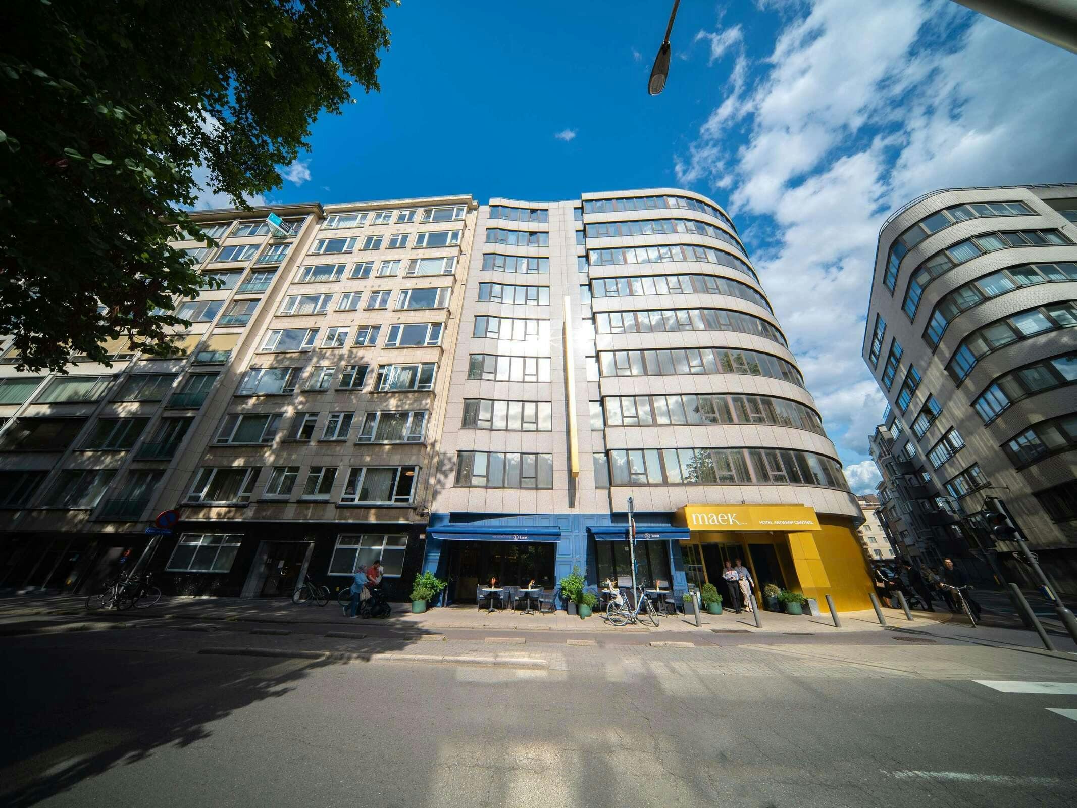 Maek Hotel Antwerp Central Handwritten Collection