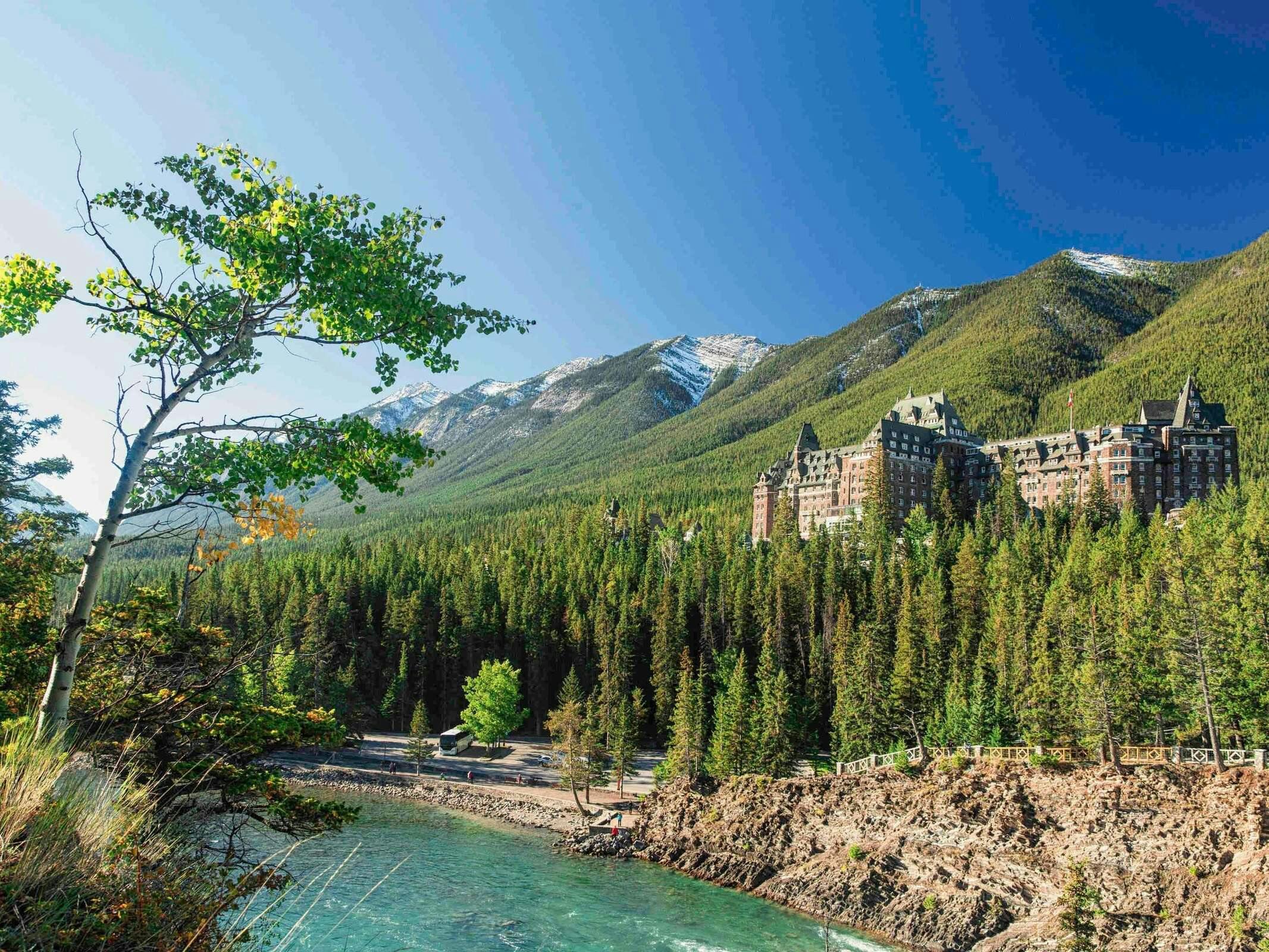 Hotel The Fairmont Banff Springs photo 2