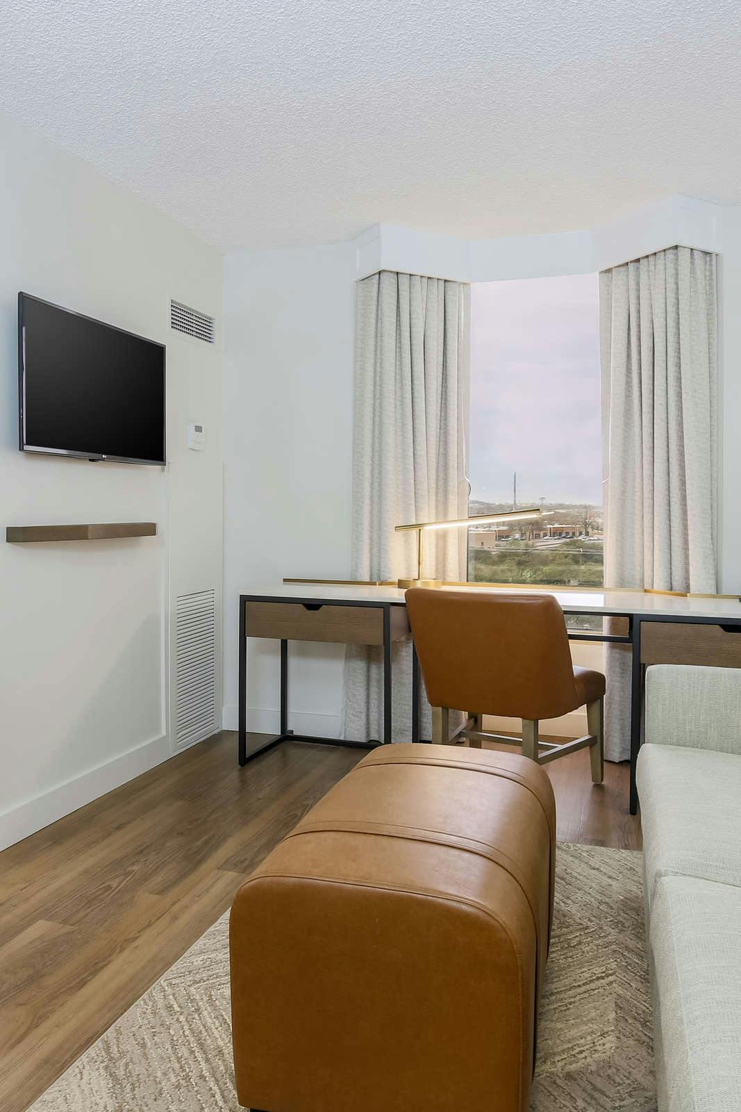 Hotel Sheraton Suites Market Center Dallas photo 5