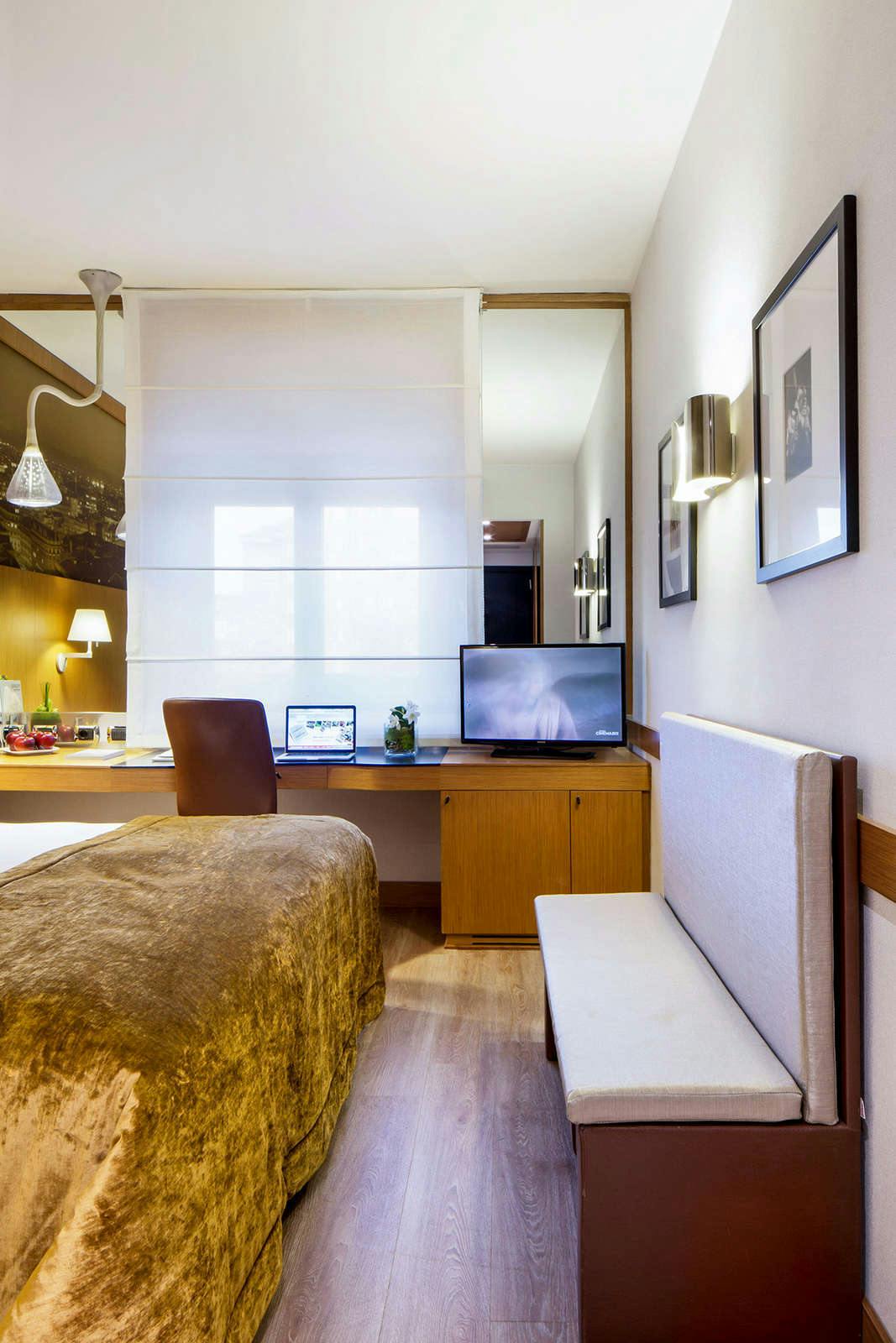 Hotel Starhotels Tourist photo 4