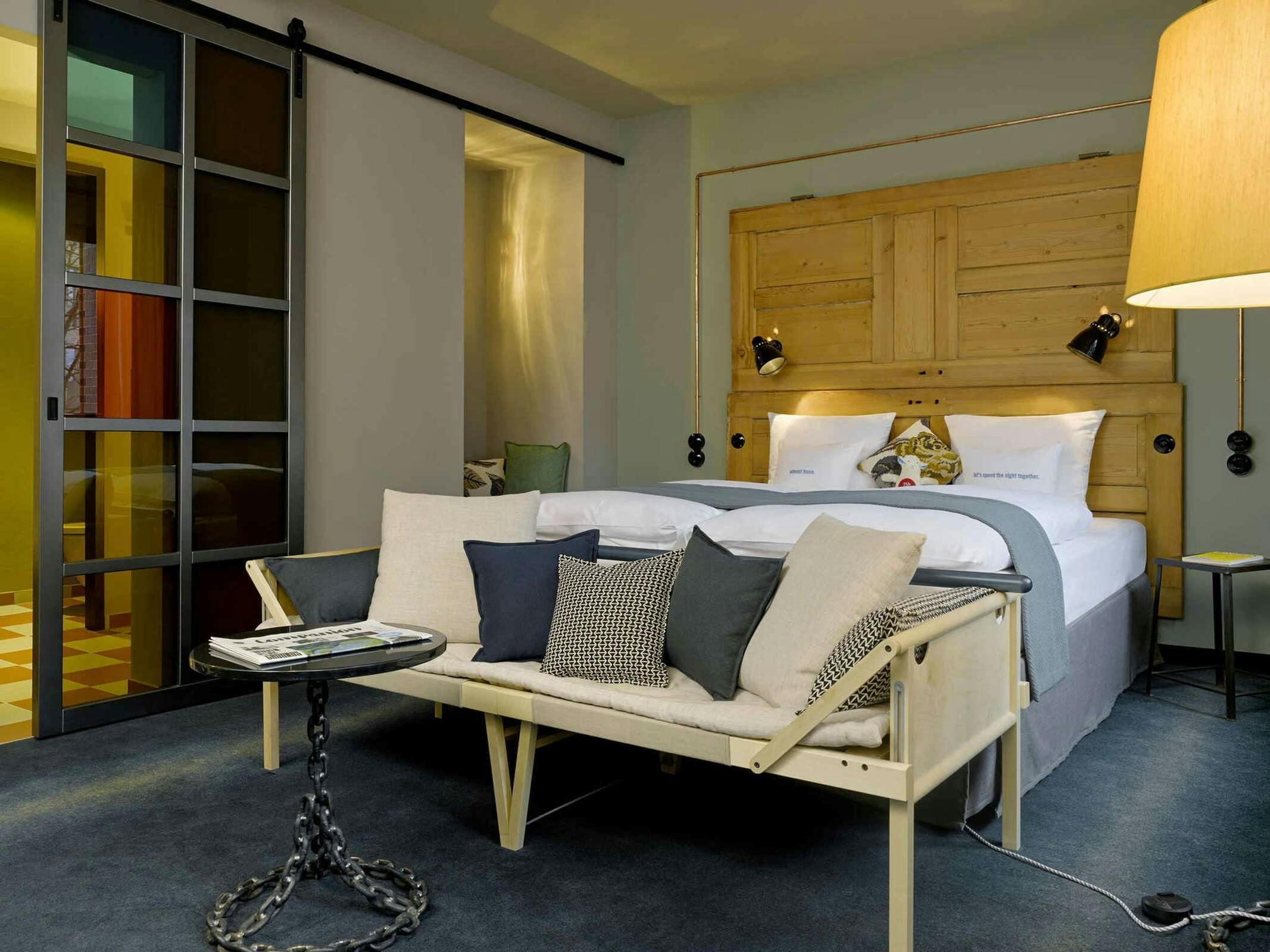 Hotel 25hours Hotel Altes Hafenamt photo 2