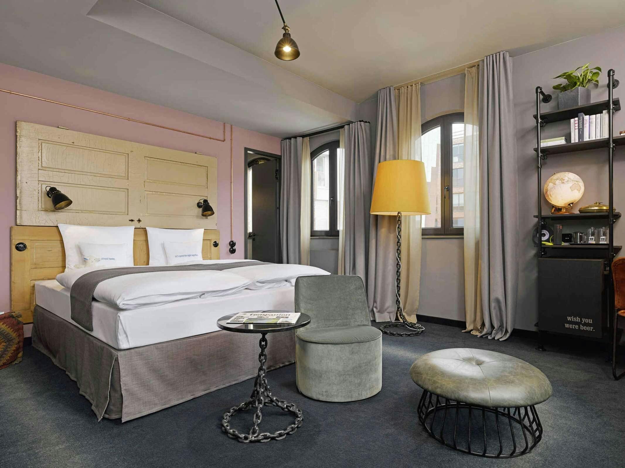 Hotel 25hours Hotel Altes Hafenamt photo 3