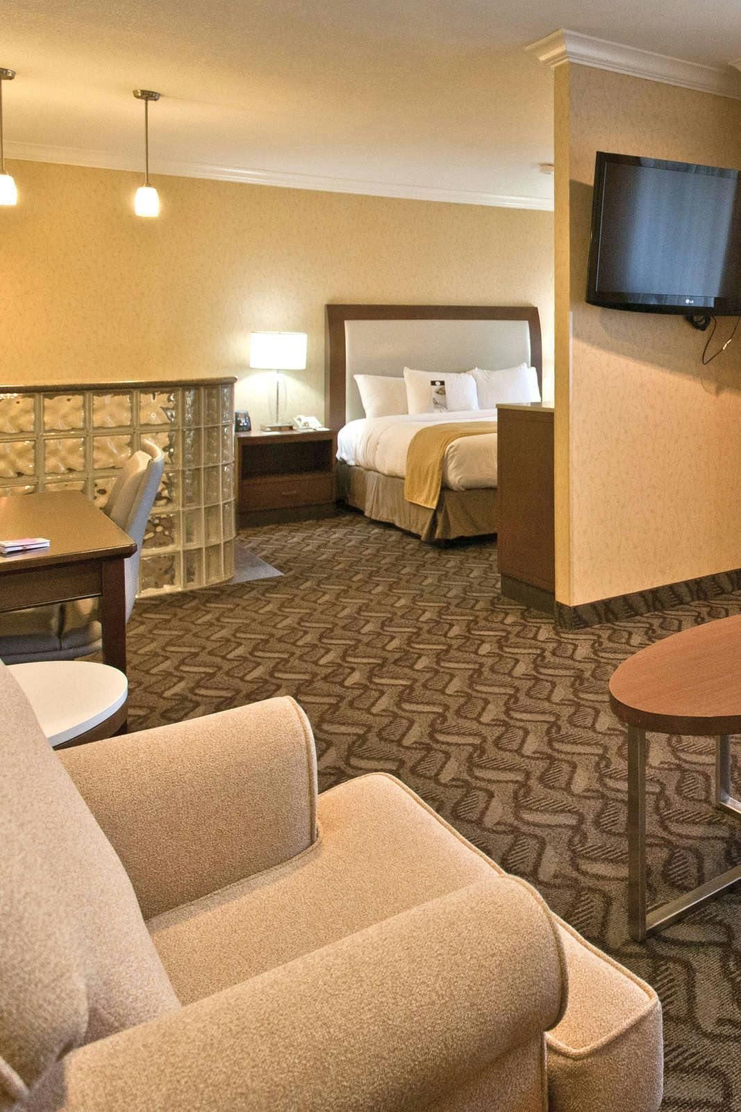 Hotel DoubleTree by Hilton Los Angeles - Rosemead photo 1