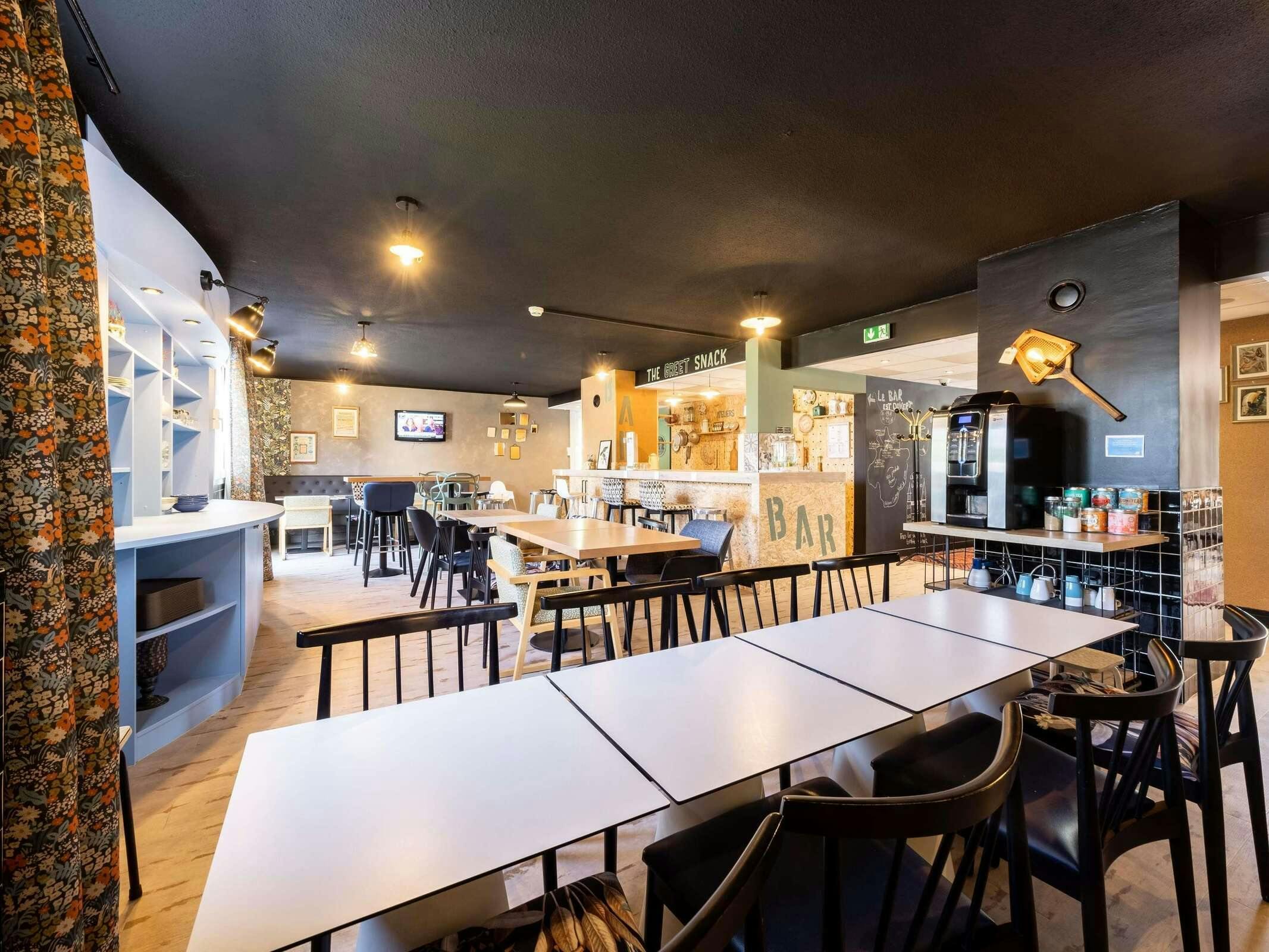 Hotel Greet Chartres Est photo 3