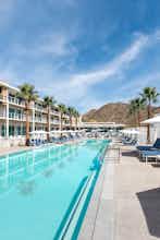 Hotel Mountain Shadows - One Bedroom Studio Suite photo 5