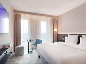 Hotel Novotel Hamburg Central Station photo 1