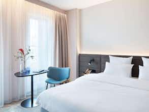 Hotel Novotel Hamburg Central Station photo 2
