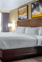 Hotel VOCO Laguna Hills photo 2