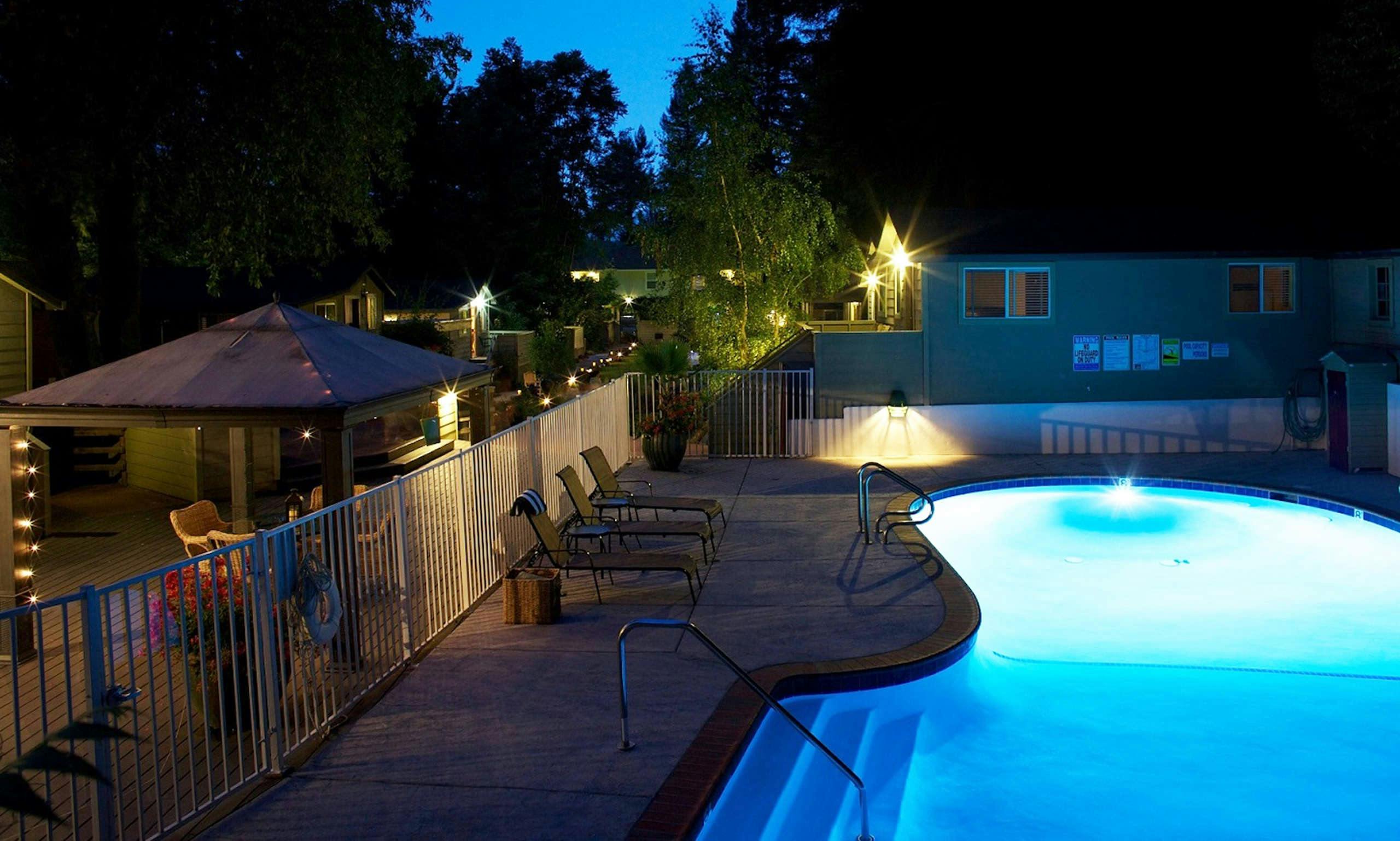 Cottages on River Road