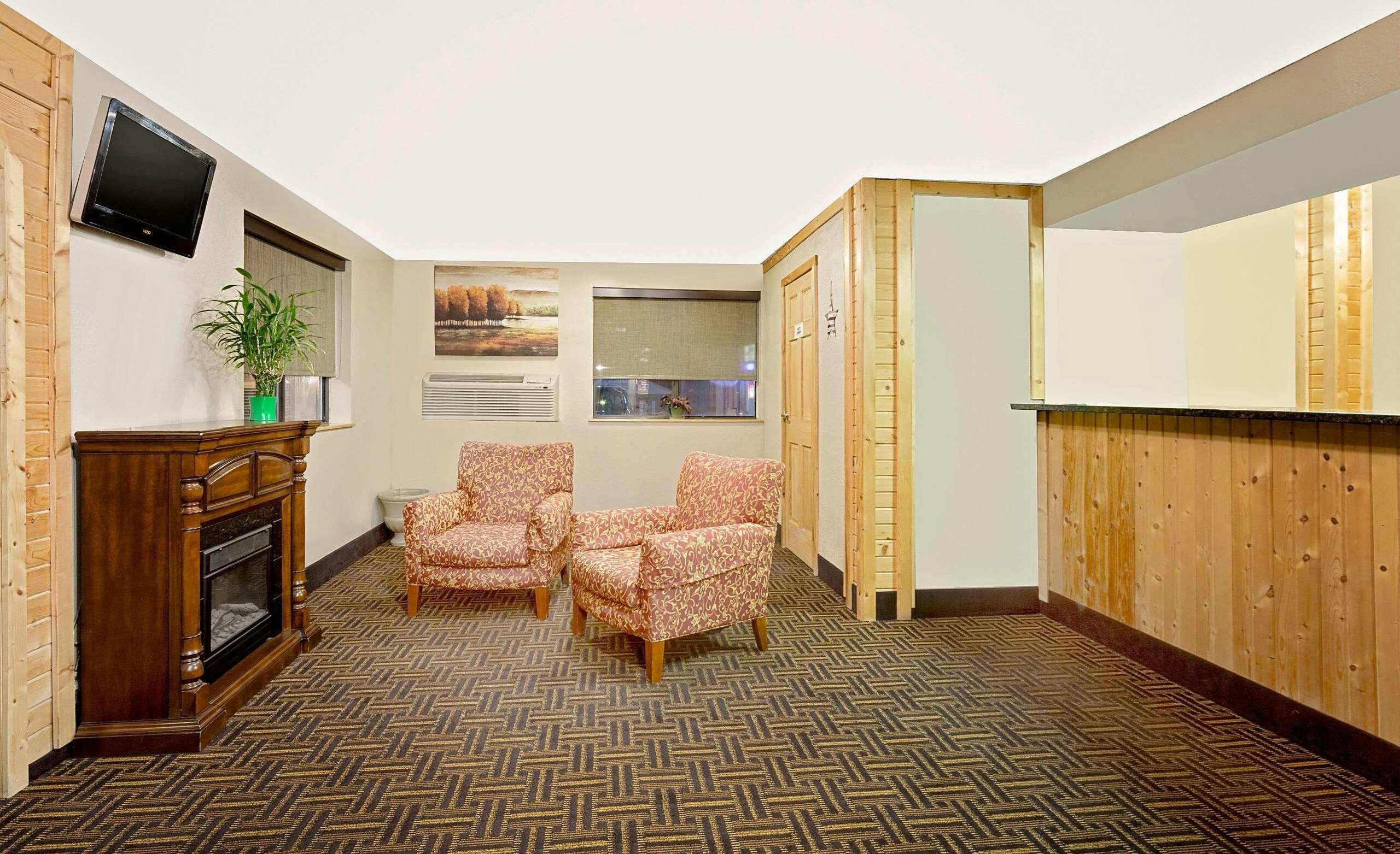 Hotel Super 8 Elkins WV photo 2