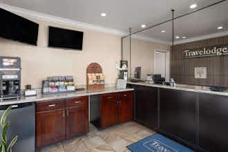 Hotel Travelodge by Wyndham Eureka photo 4