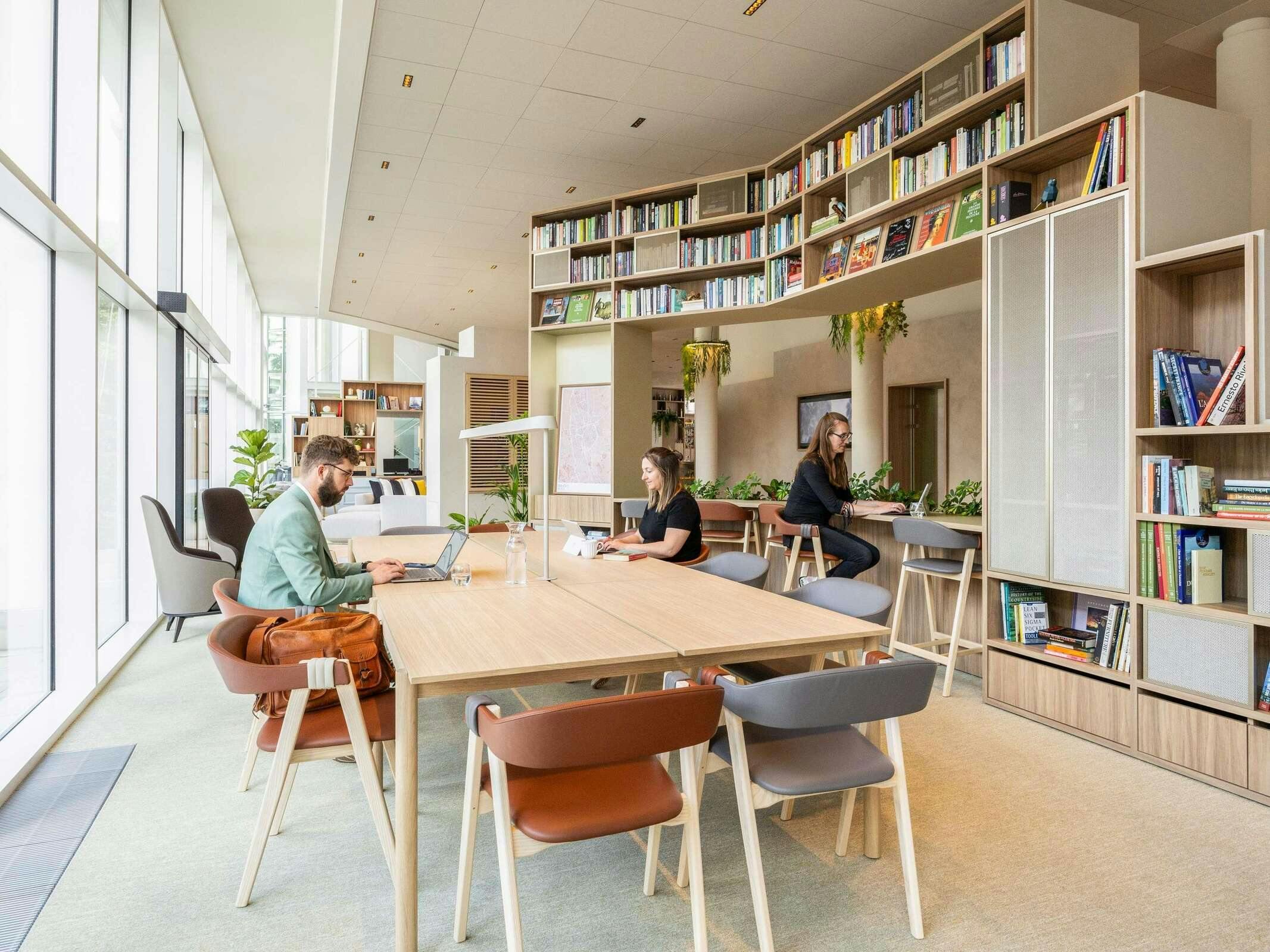 Hotel Novotel Brugge Centrum photo 5