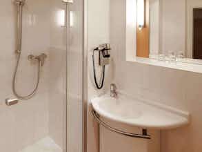 Hotel Ibis Nuernberg Altstadt photo 5