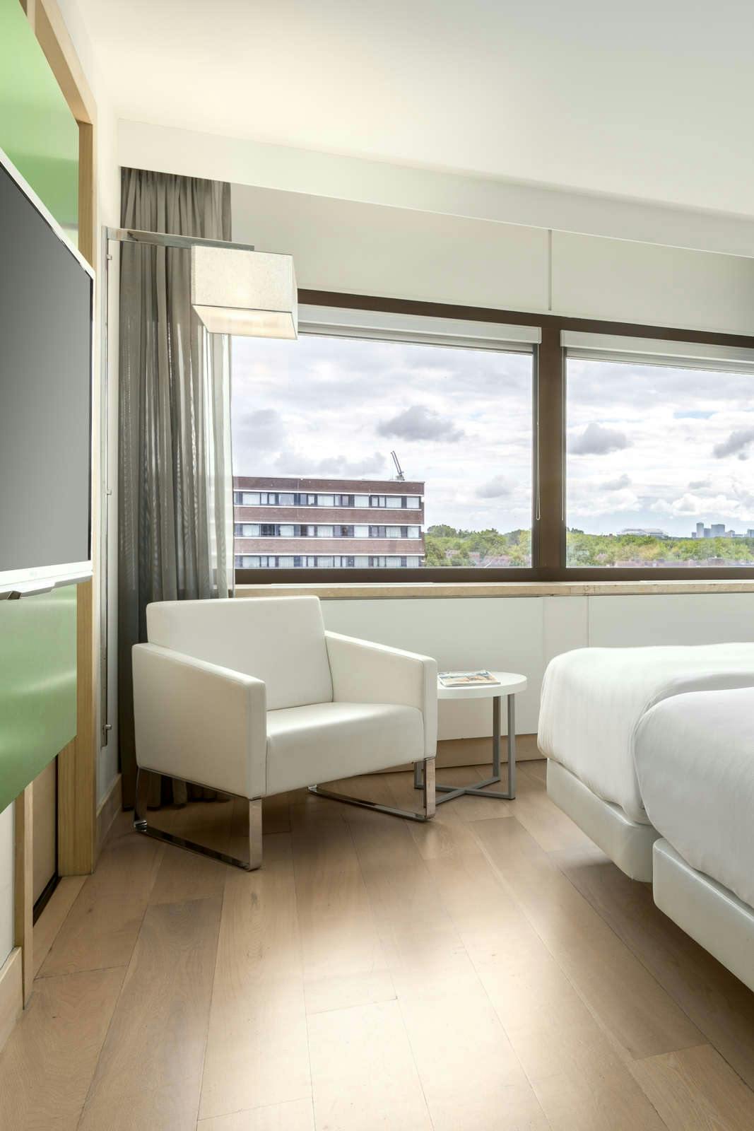 Hotel NH Amsterdam Zuid photo 4