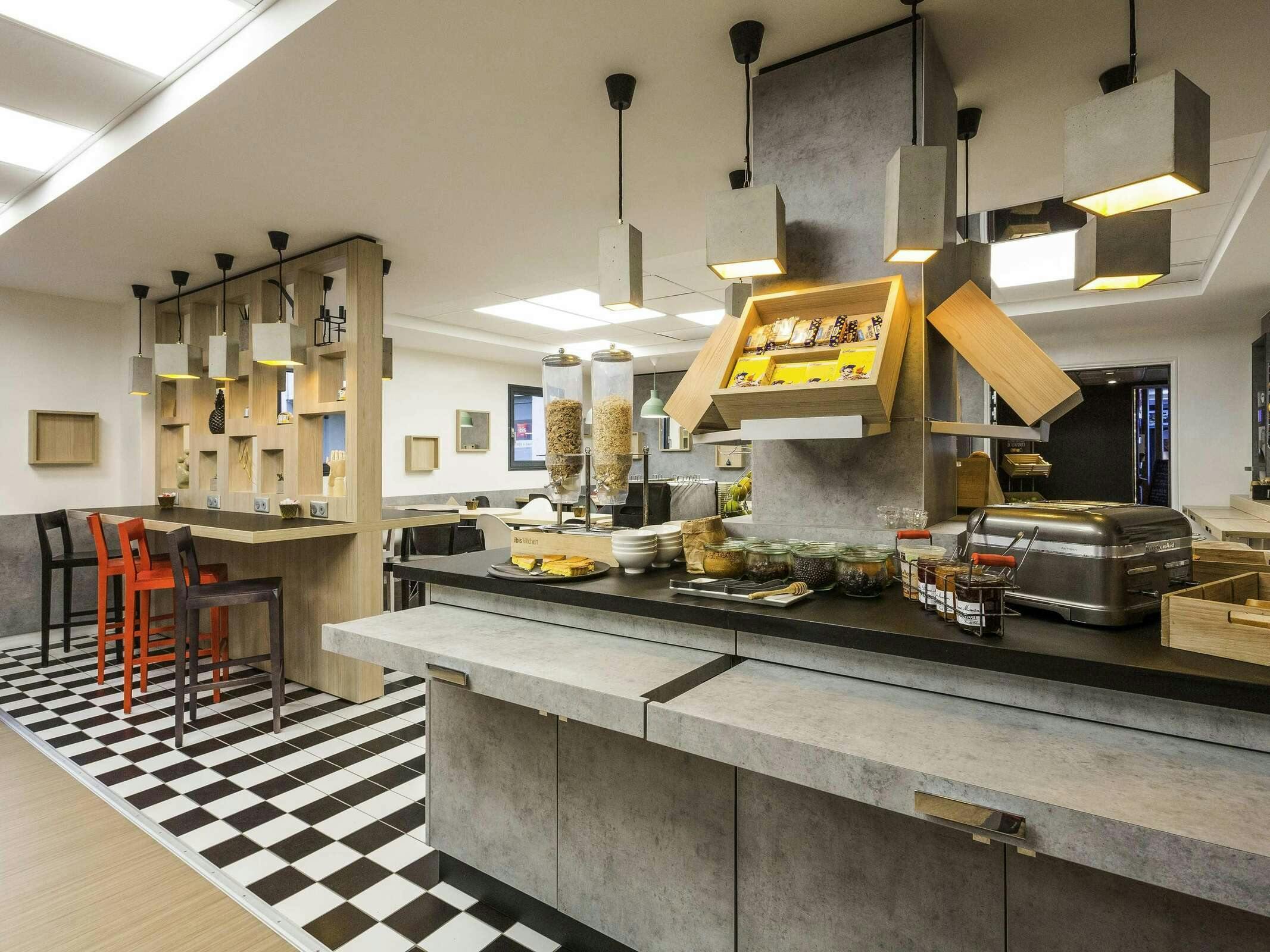 Ibis Bordeaux Centre Gare Saint Jean